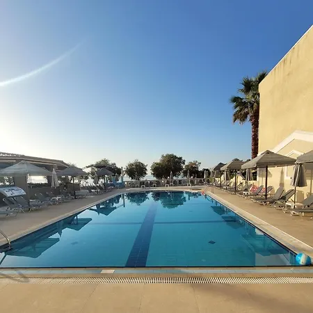 Jannos Apart-hotel 4*