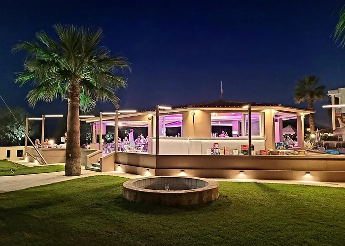 Apart-hotel Jannos 4*