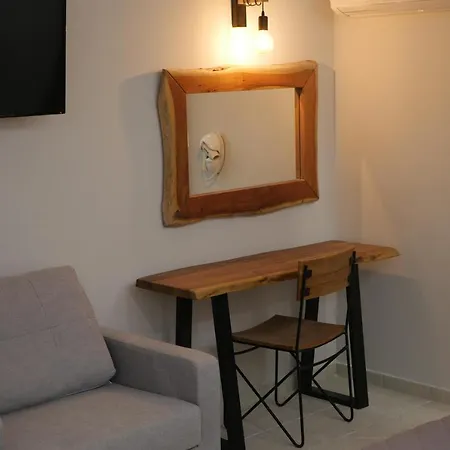 Hotel apartamentowy Jannos