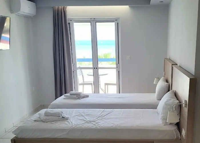 Aparthotel Jannos 4*